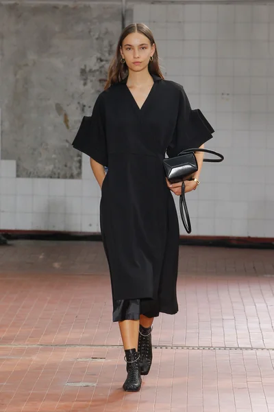 Look 26